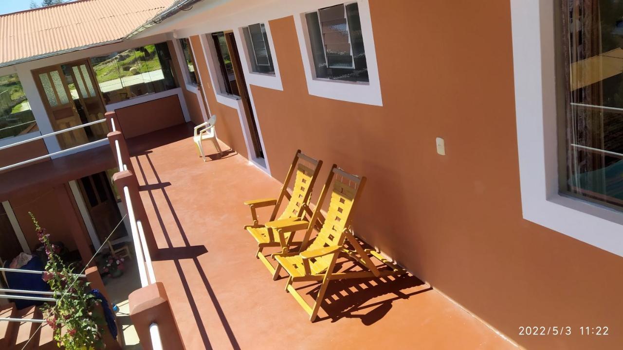 Tikawasi Homestay Comunidad Pueblo Isla Amantani José Luis Ocosuyo Exterior foto